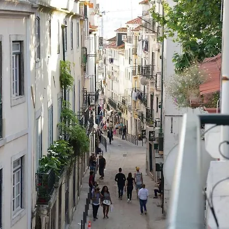 Two Bedroom Apt In Historic Location! Close To The River Lisbon Exterior photo
