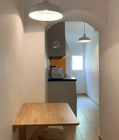 Two Bedroom Apt In Historic Location! Close To The River Lisbon Exterior photo